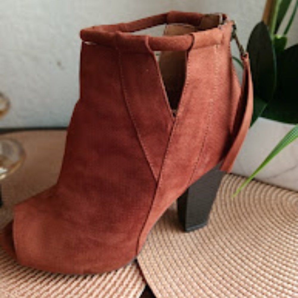 Peep toe ankle booties
